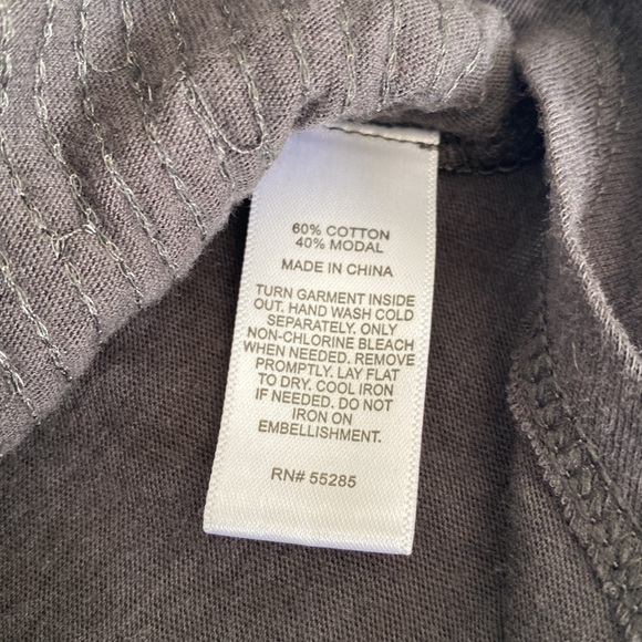 ⚡️Last days! Express Womens Black Sequin Tank Top Size M - Picture 8 of 8